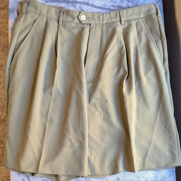 Alan Flusser Men Golf Chino Polyester Shorts Size 36 Pleated Front Green - Picture 1 of 9
